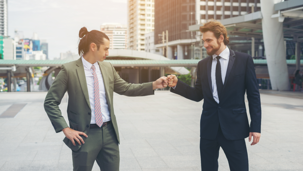 Transactional vs Relationship Selling: What Actually Builds Long-Term Clients?